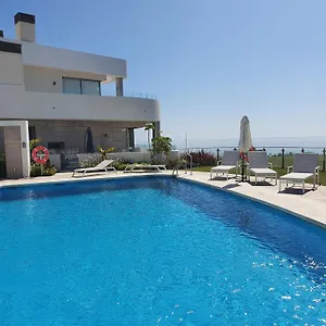  Appartement Luxury Beachfront With Pool, Sauna, Fitness And Gym In Province Malaga, Andalusia